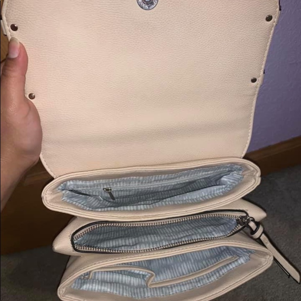 Purse - Picture 3 of 3